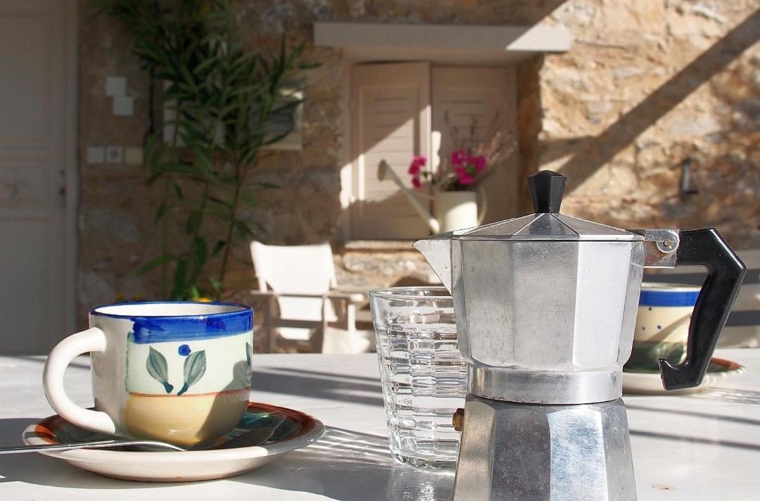 Lithea Villas And Studios By The Sea Agios Petros  ภายนอก รูปภาพ