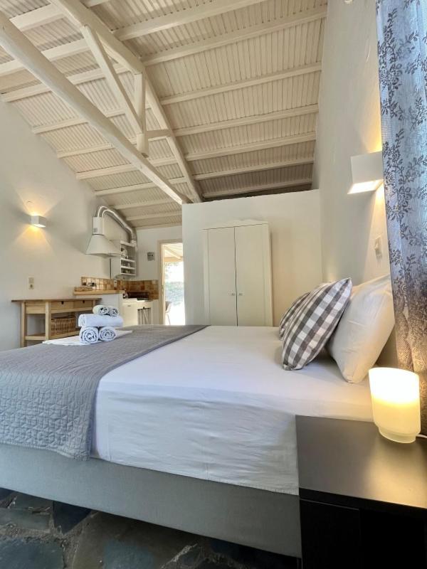Lithea Villas And Studios By The Sea Agios Petros  ภายนอก รูปภาพ