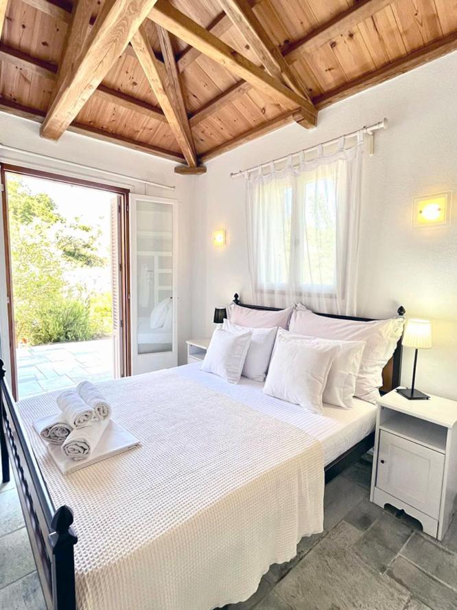 Lithea Villas And Studios By The Sea Agios Petros  ภายนอก รูปภาพ