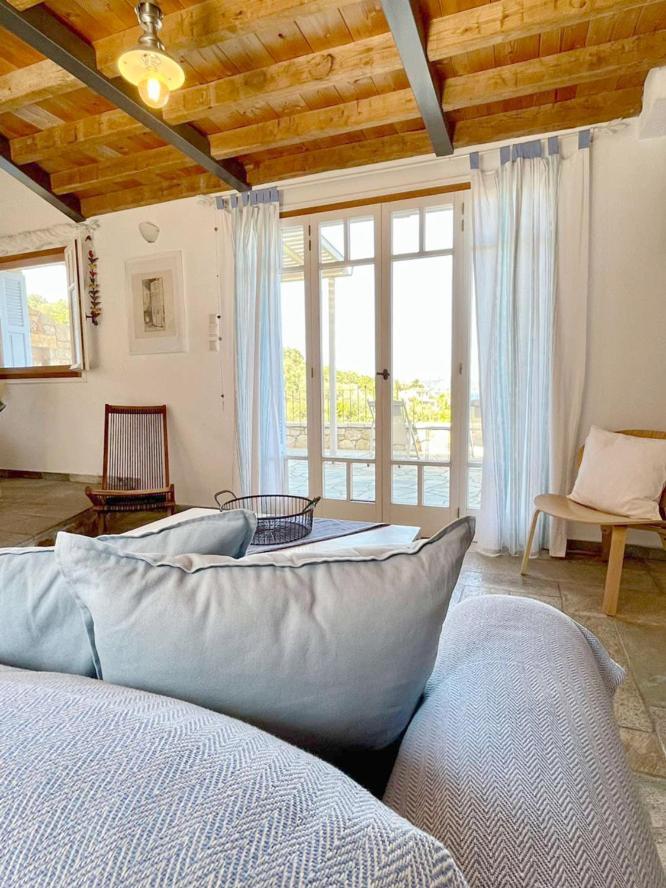 Lithea Villas And Studios By The Sea Agios Petros  ภายนอก รูปภาพ